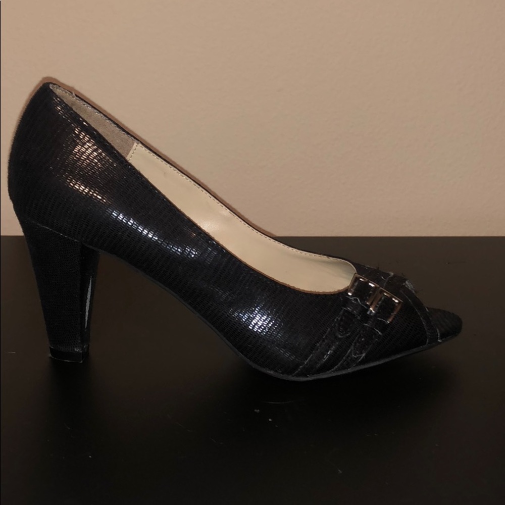 High heels - Picture 3 of 3